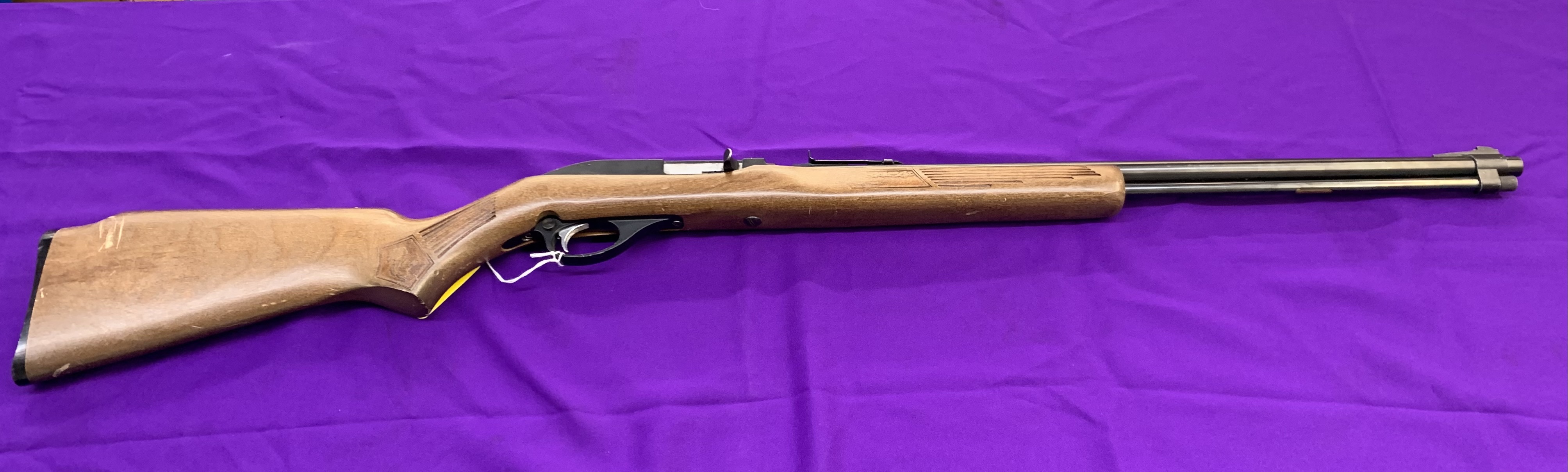Marlin 60 22lr 15 rds